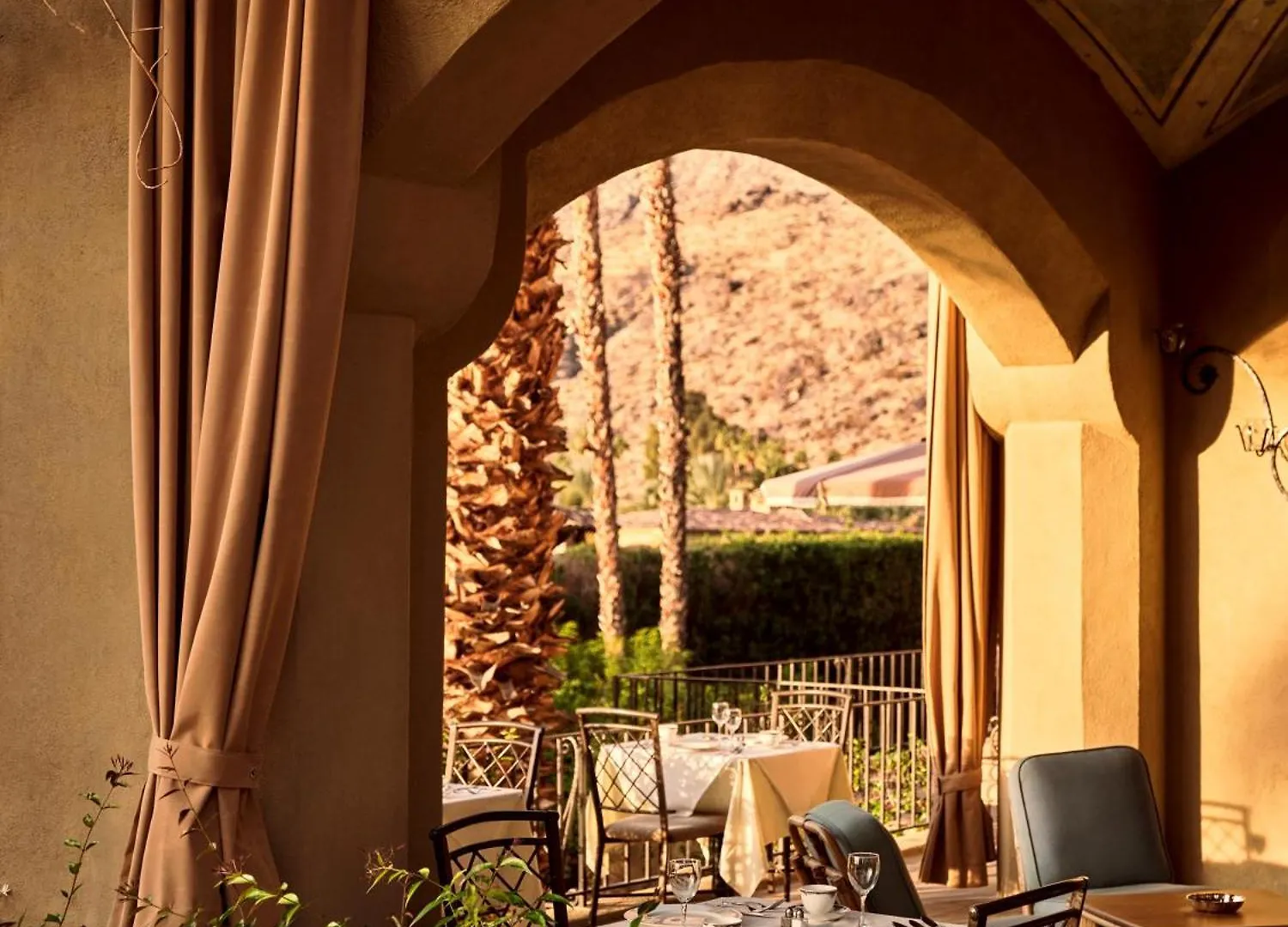 The Willows Palm Springs 4*,